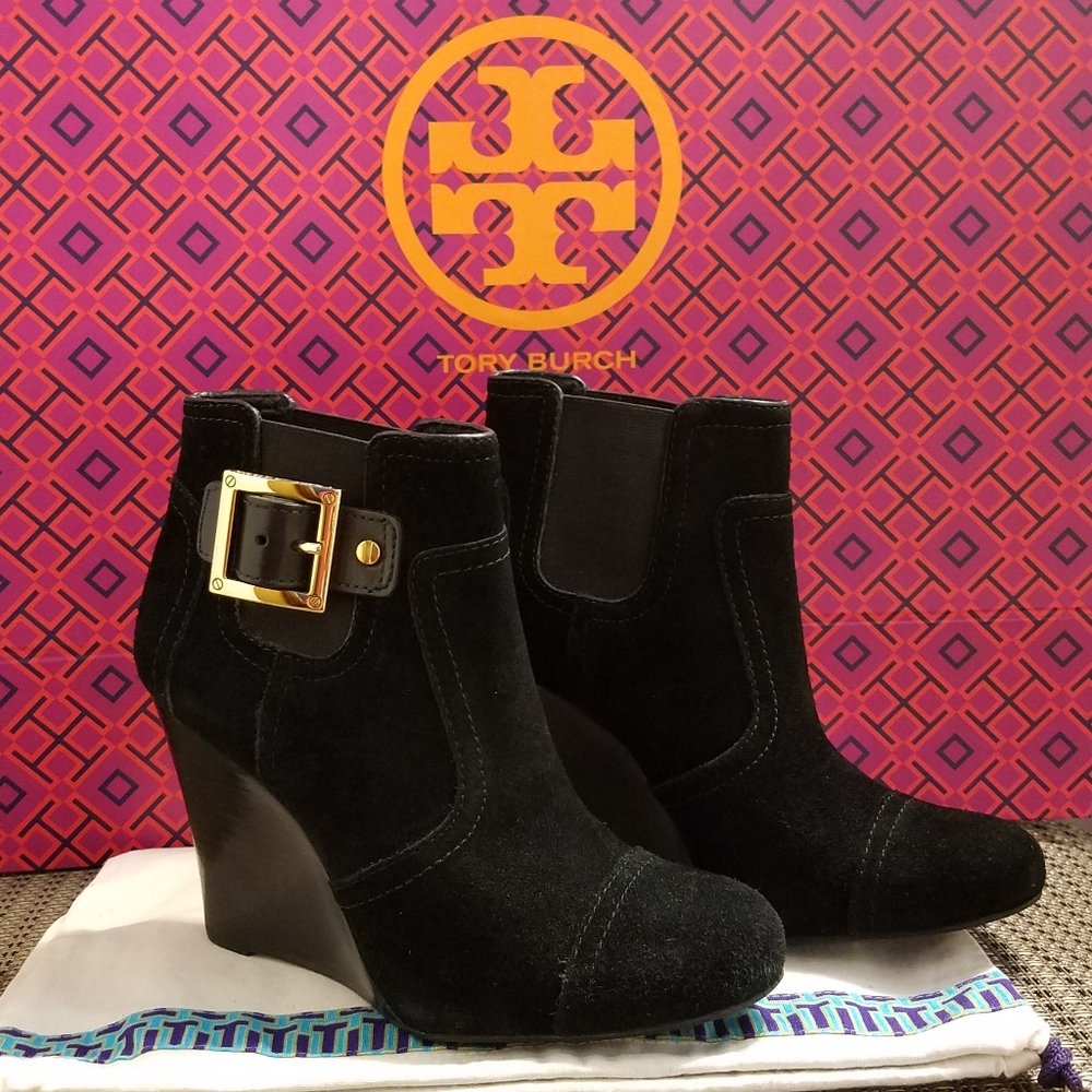 👢NWOT👢 Tory Burch Adrienne Sedue Wedge Booties